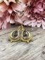 Mobile Preview: Hübsche goldene Ohrringe im Boho-Vintage-Stil "Ayla" - Pink Sand