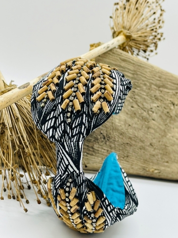 Ideenreicher Haarreif im afrikanischen Design. Sorgfältige Handarbeit aus Indien "Africa Wood"