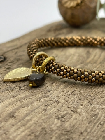 Perlarmband braun / gold aus Fairtrade-Produktion "Jacky multi color Blatt Tiger Eye"