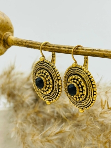 Goldene Ohrringe mit schwarzem Swarovski-Stein "Leandra" Uneligne